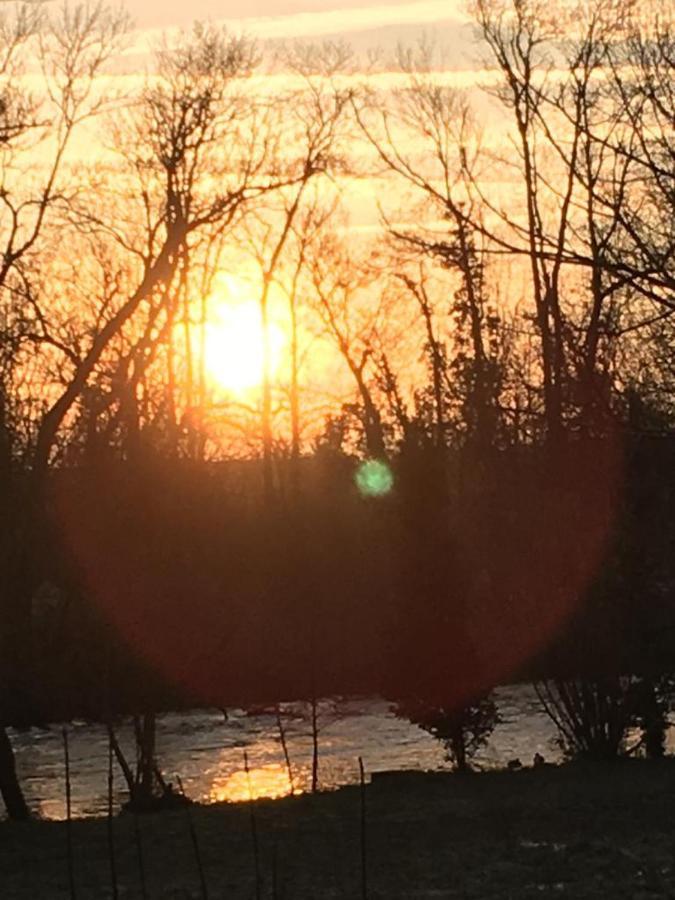 Riverview Verteuil-sur-Charente Exterior photo